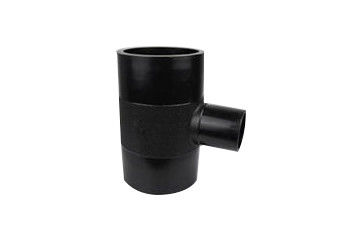 Berbagai tee soket koneksi bahan kimia dari fitting pipa HDPE