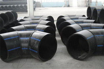 Minyak Dan Gas Bumi Butt Weld 90 ° Elbow Fitting Pipa HDPE