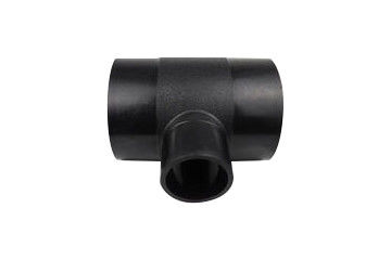 Berbagai tee soket koneksi bahan kimia dari fitting pipa HDPE