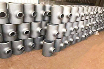 Tee fitting pipa butt welding mengurangi tee dari fitting pipa baja stainelss