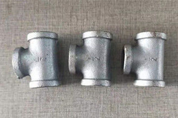 ANSI Reducing Tee Fitting Pipa Besi Lunak